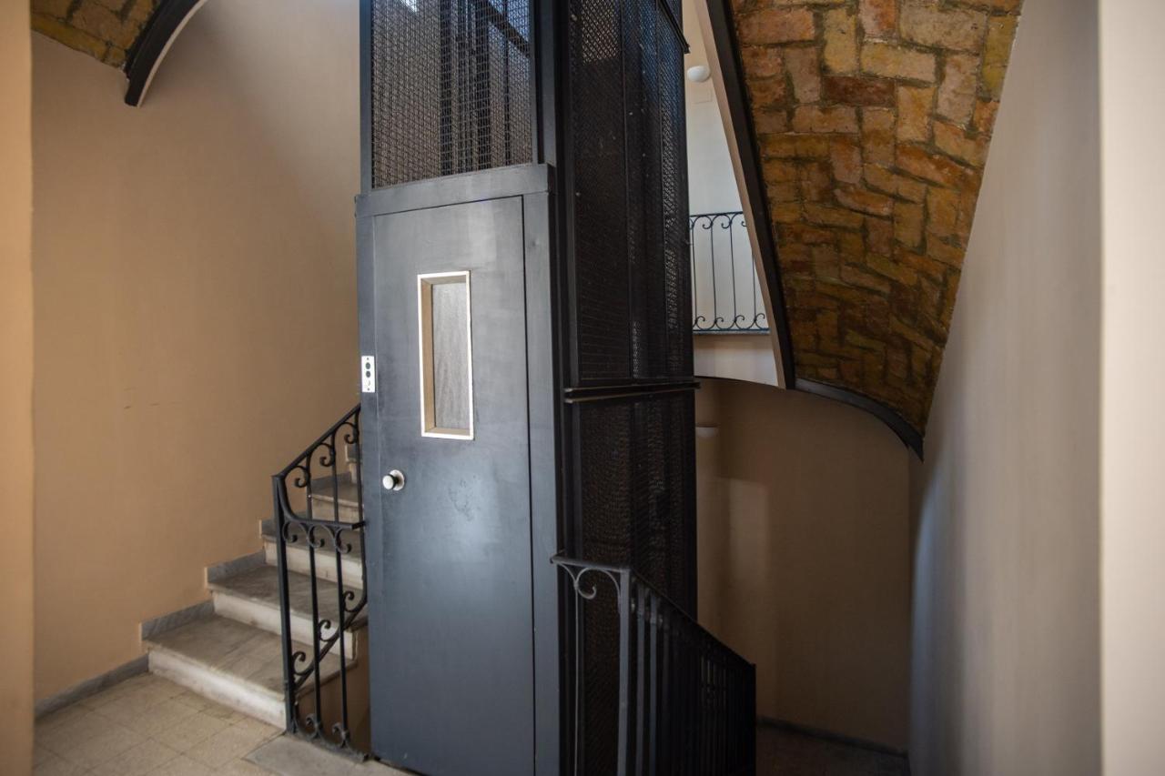 Newly Renovated By The Vatican Appartement Rome